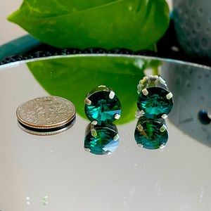 Sorrelli earrings in silver and emerald